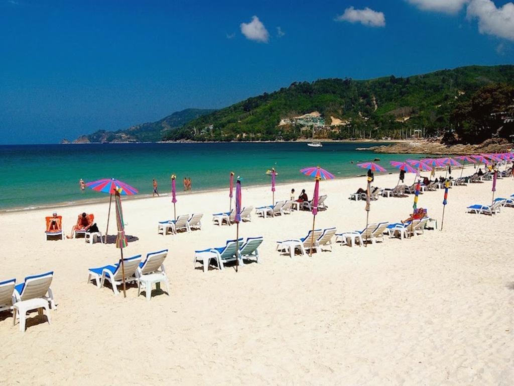 Armoni Patong Beach Hotel Exteriör bild