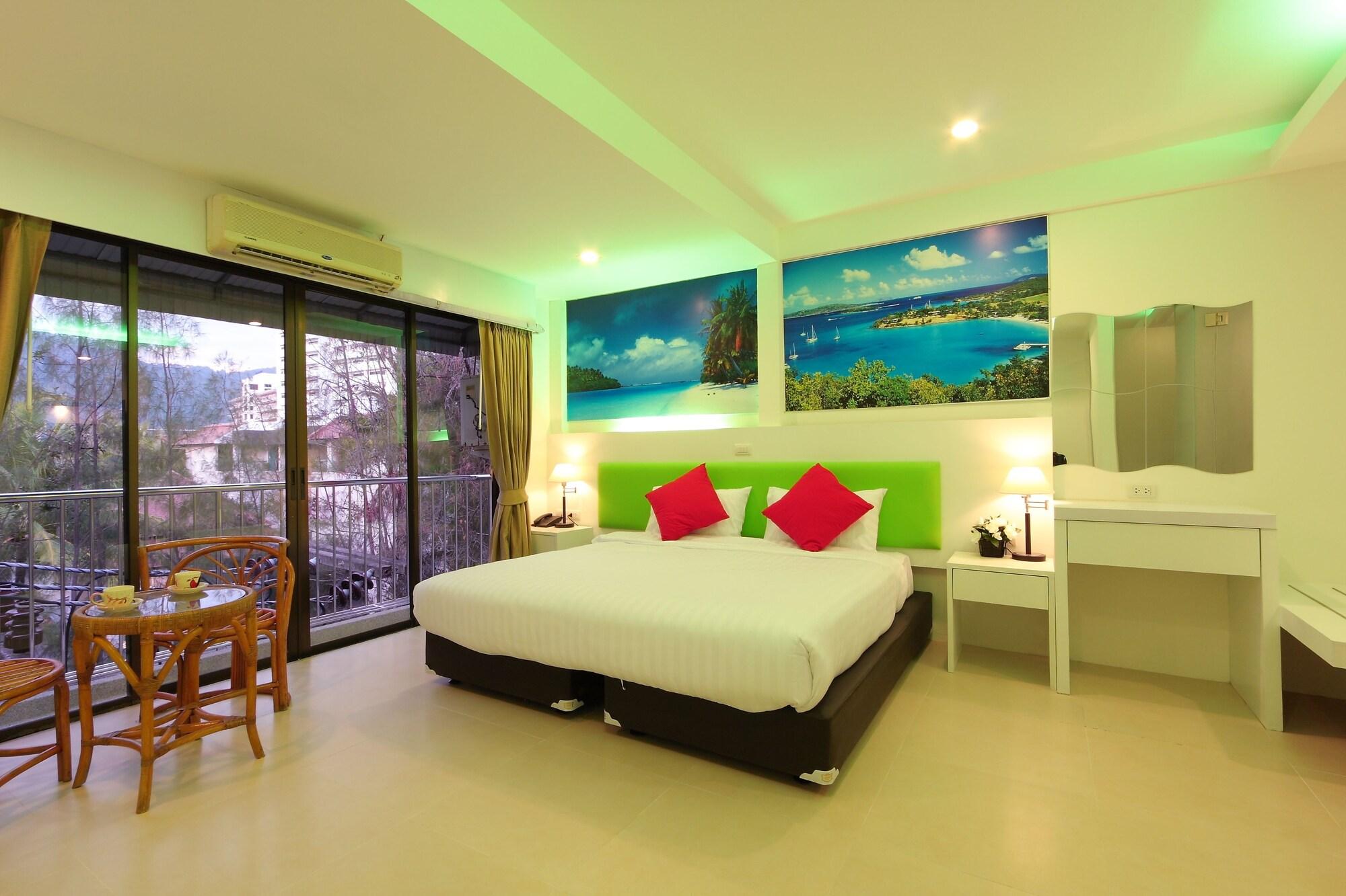 Armoni Patong Beach Hotel Exteriör bild