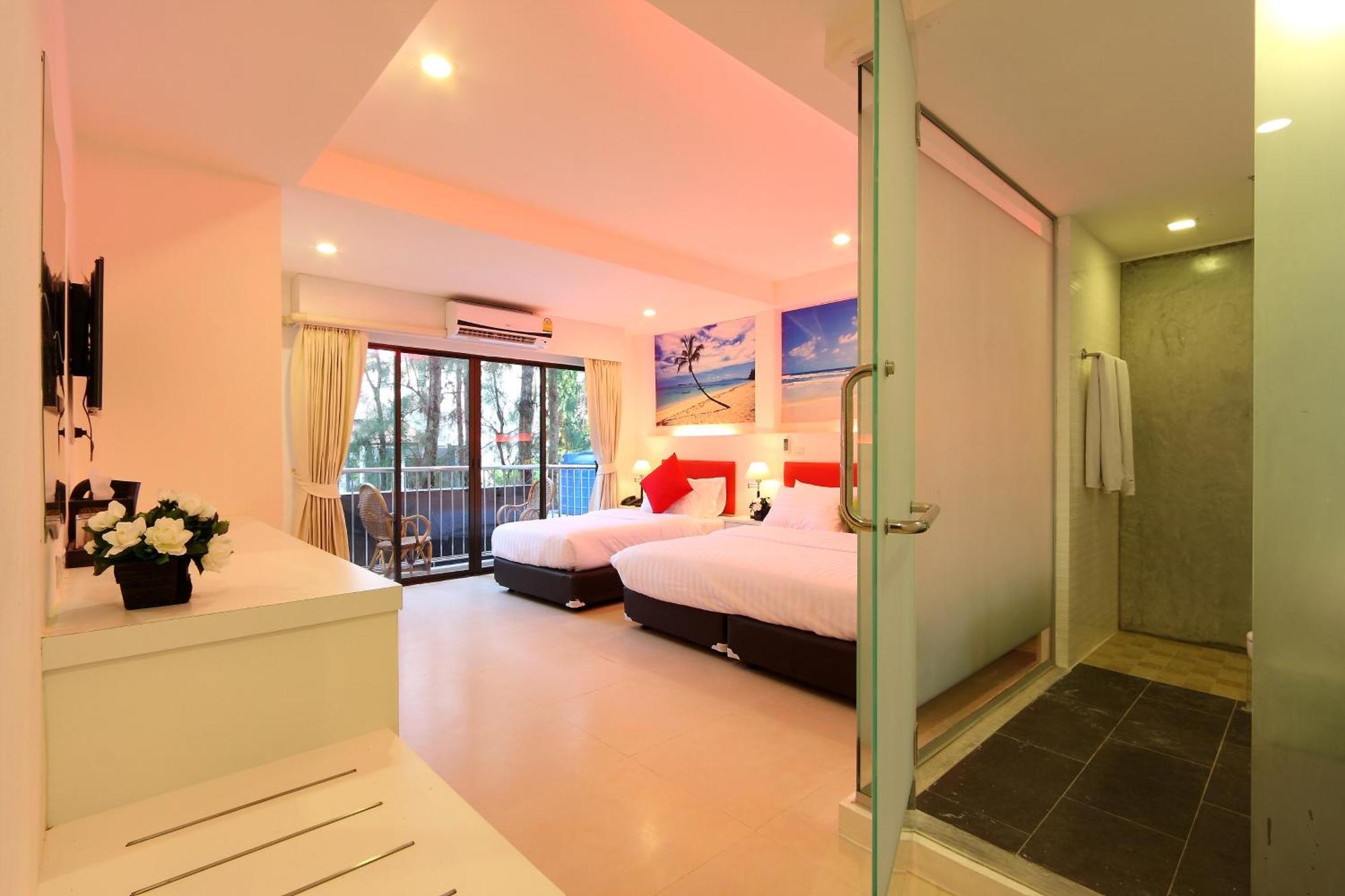 Armoni Patong Beach Hotel Exteriör bild