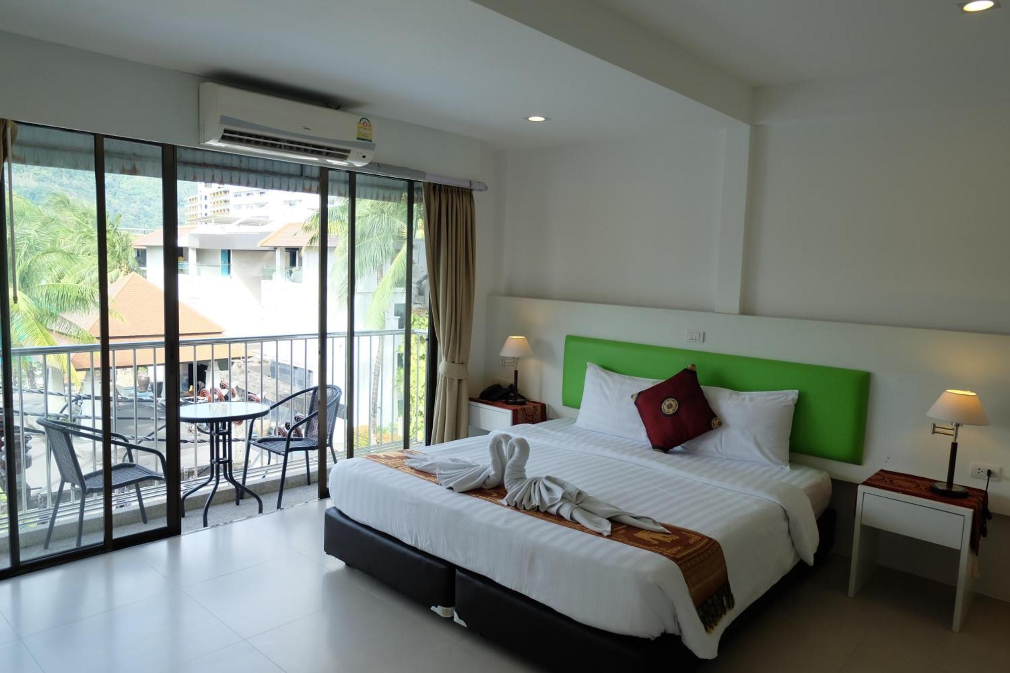 Armoni Patong Beach Hotel Rum bild